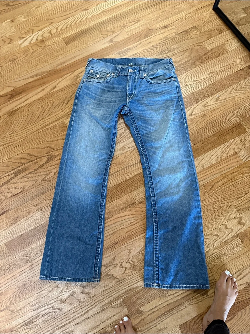 True Religion Men’s Blue Bootcut Jeans size 32.  Excellent condition
